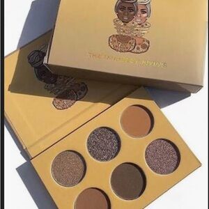 Juvia's TAUPES Eyeshadow Palette
